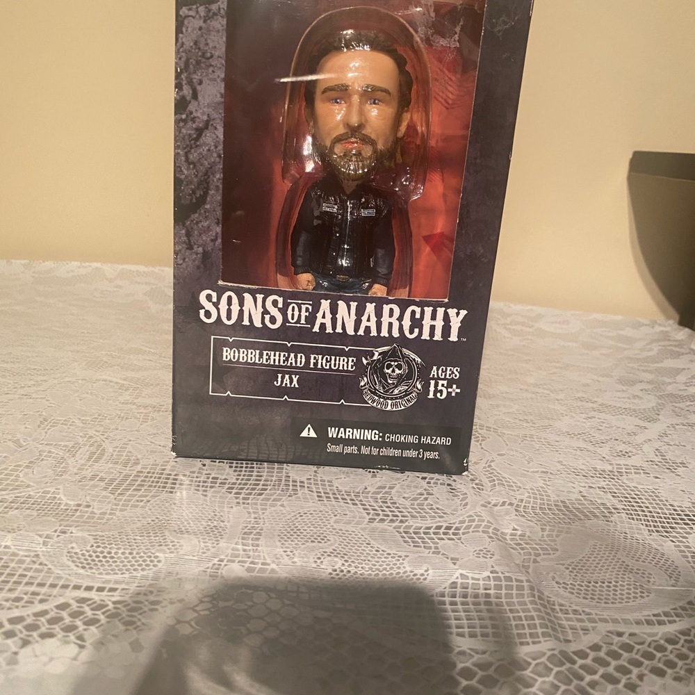Sons of Anarchy Jax Teller 6-Inch Bobble Head SOA- Mezco Toyz
